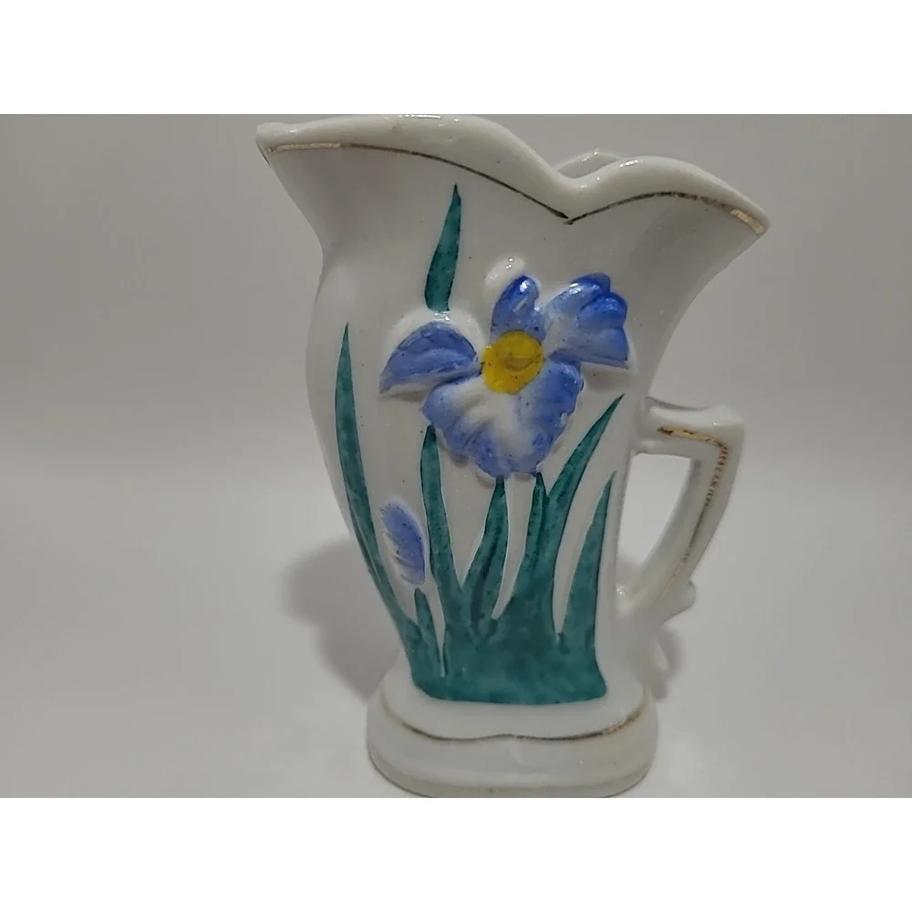 Cute Vintage‎ Japanese Porcelain Bud Vase